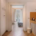 In Pieno Centro Storico 3* Неаполь