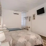 In Pieno Centro Storico Неаполь