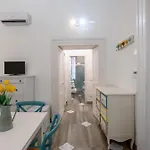 In Pieno Centro Storico Неаполь