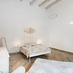 In Pieno Centro Storico Апарт-отель
