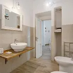 In Pieno Centro Storico 3* Неаполь