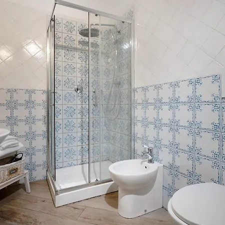 In Pieno Centro Storico 아파트호텔 3*