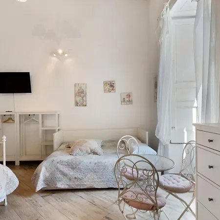 In Pieno Centro Storico Апарт-отель